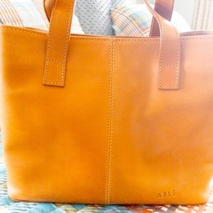 Able Annie Tote